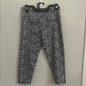 Chic Monochrome Women's Capris